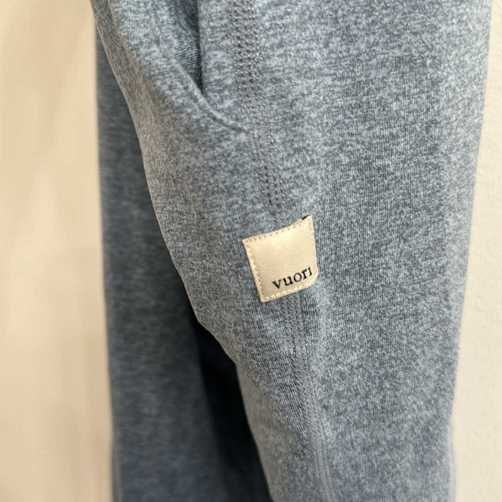 Vuori Women's Dreamknit Performance Jogger in Light Azure Heather sz M - Picture 5 of 6